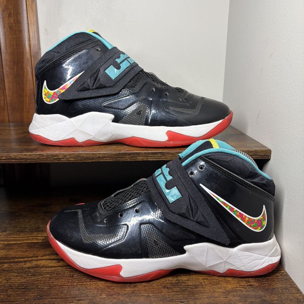 Size 6.5Y- Nike LeBron Zoom Soldier VII 7 Black 2013 Basketball Shoes 599818-004